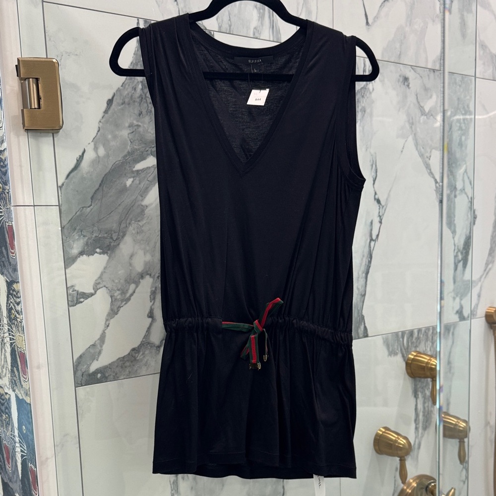 Sleeveless Black V-Neck Drawstring Waist Top